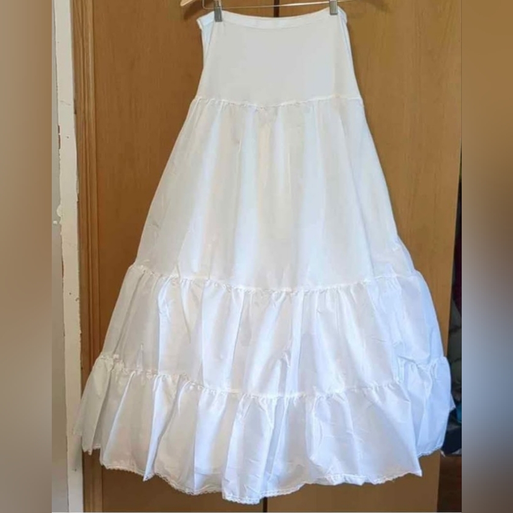 NEW Crinolines/Wedding/Ball Gown Slip